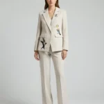 Corduroy jacket with flap pockets,notched colar,bird patch work