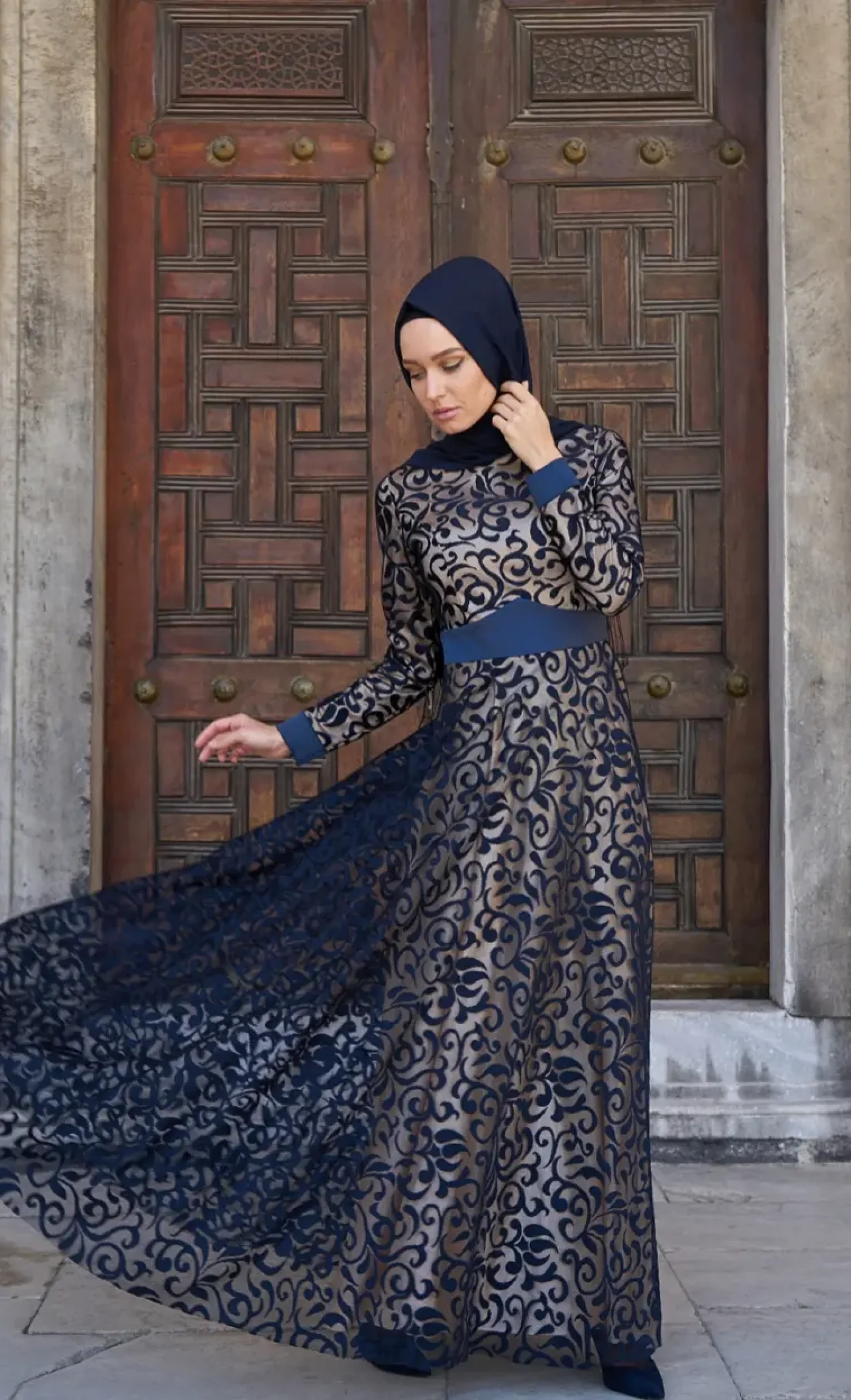 Abaya Model